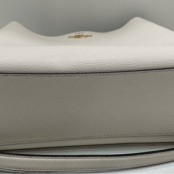 SOLD Coach mollie bucket bag - Picture 8 of 8